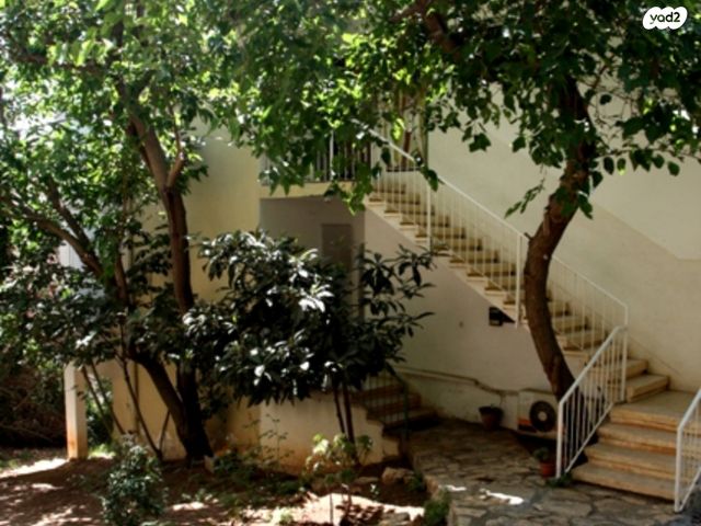דירות למכירה , מדרגות זרובבל 6 חיפה דירות למכירה , מדרגות זרובבל 6 חיפה