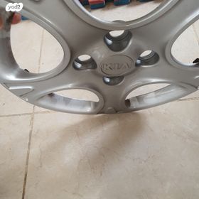 feedItemObj.data.row_1