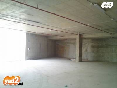 מחסנים, אזור תעשיה א, חולון