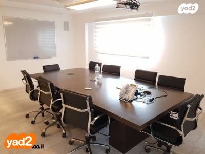 משרדים, דרך העצמאות 43, מכב"י, יהוד מונוסון