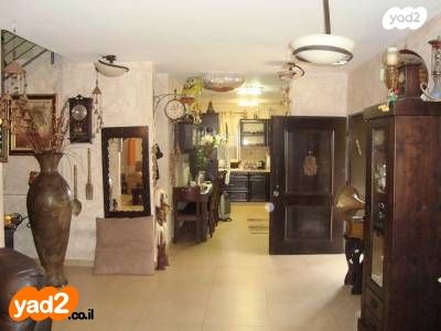 בית פרטי/ קוטג', בת חפר, בת חפר