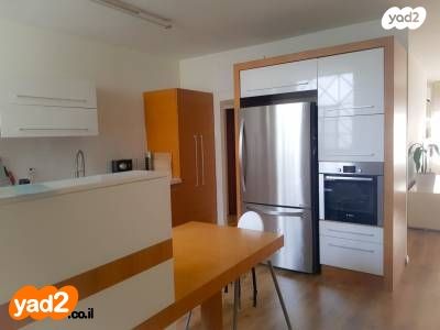 דירה, הרב אוורבוך, הדר, רמת השרון