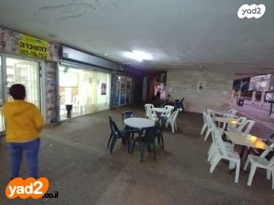 חנויות/ שטח מסחרי, קיבוץ גלויות 1, רובע ב', אשדוד