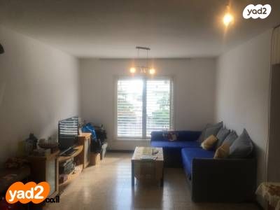 שדרות בן צבי 100