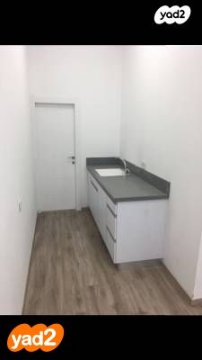 חנויות/ שטח מסחרי, אחוזת אתרוג 1, מרכז שפירא, מרכז שפירא