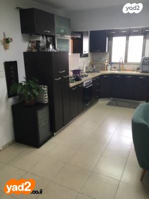 דירת גן, מרכז, הרצליה