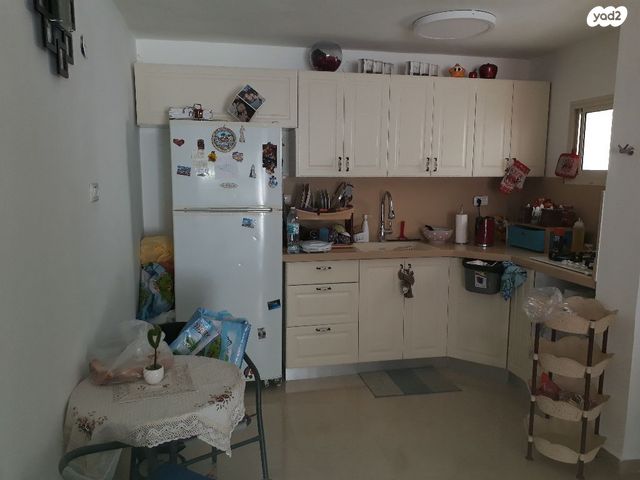 בן גוריון 53