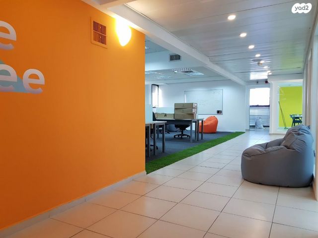 משרדים, יגאל אלון, יד אליהו, תל אביב יפו