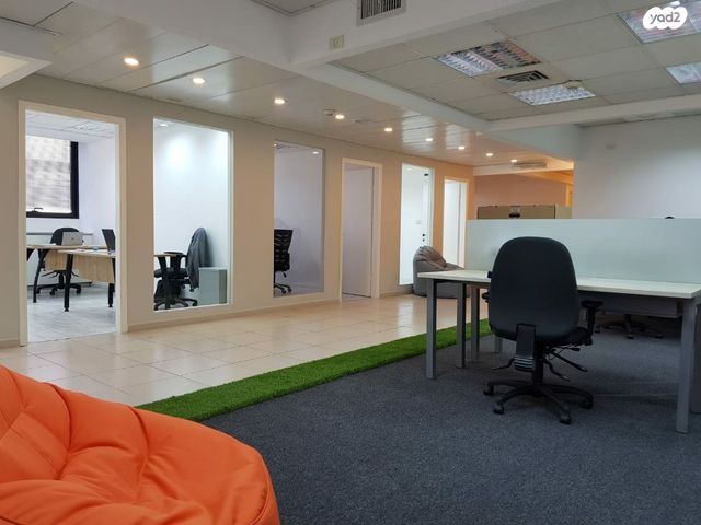 משרדים, יגאל אלון, יד אליהו, תל אביב יפו