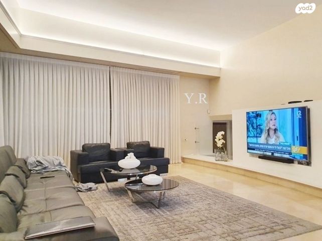 בית פרטי/ קוטג', סביון