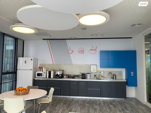 משרדים, התדהר, אזור תעשייה קרית אתגרים, רעננה