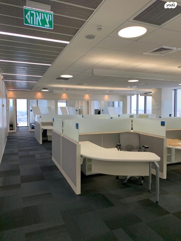 משרדים, התדהר, אזור תעשייה קרית אתגרים, רעננה