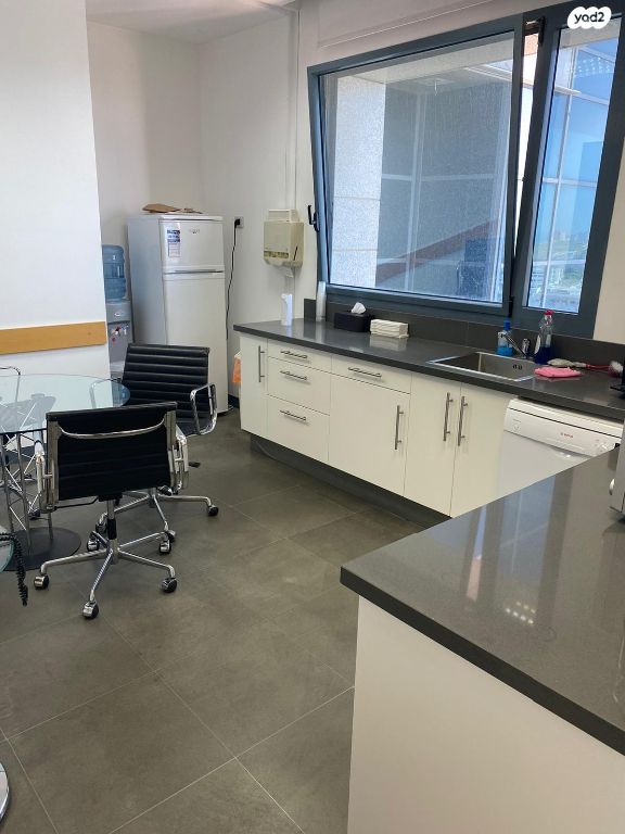 משרדים, אזור תעשיה, הרצליה