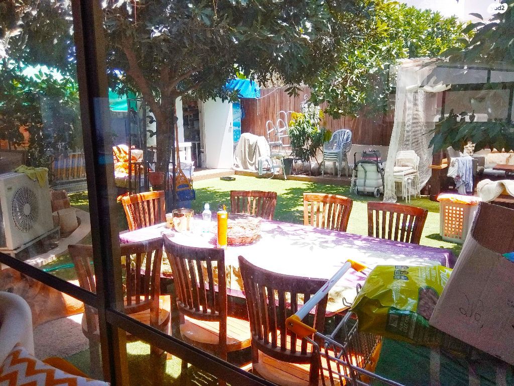 רביבים, גני ראשון
