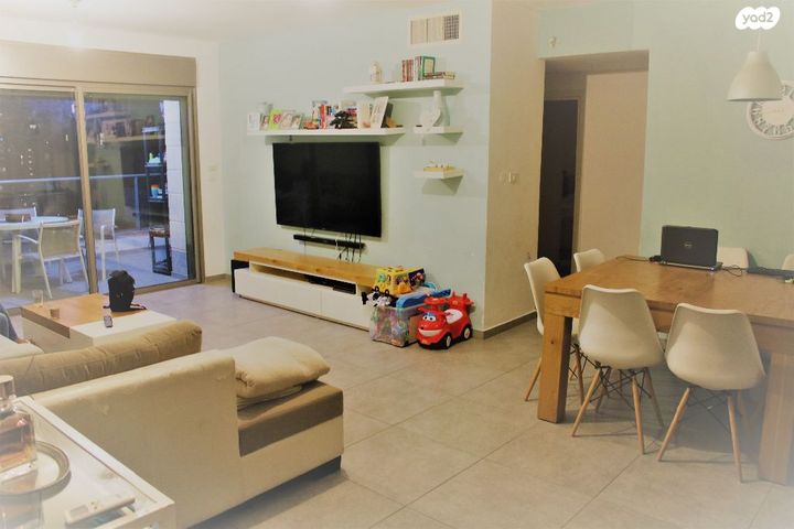 דירה, מתחם 1200, הוד השרון