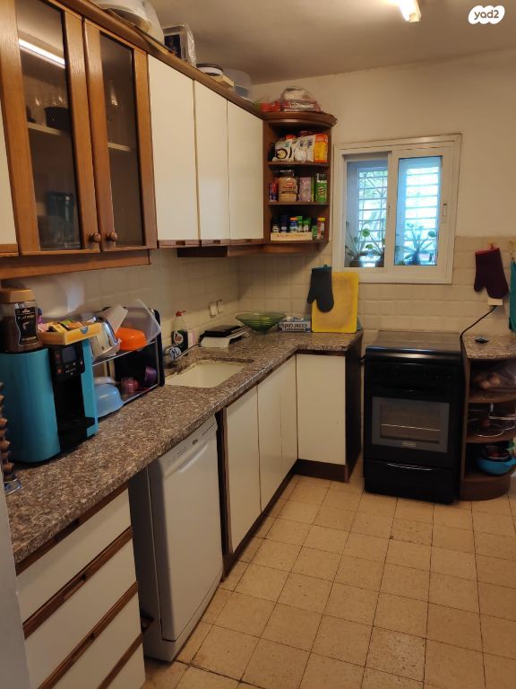 דירה, אבן שפרוט, מרכז, הרצליה