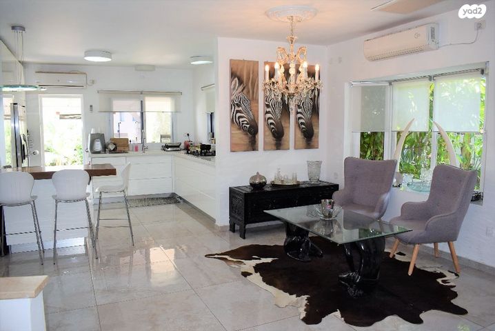 בית פרטי/ קוטג', אורנית, אורנית