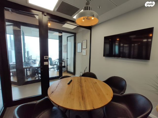 משרדים, מונטיפיורי, הרכבת, תל אביב יפו