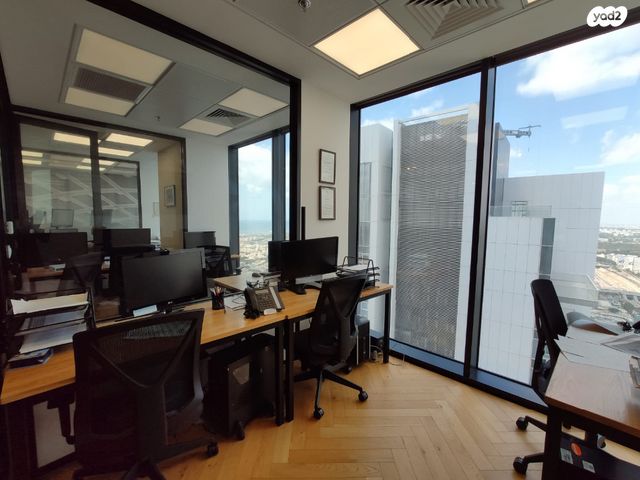 משרדים, מונטיפיורי, הרכבת, תל אביב יפו