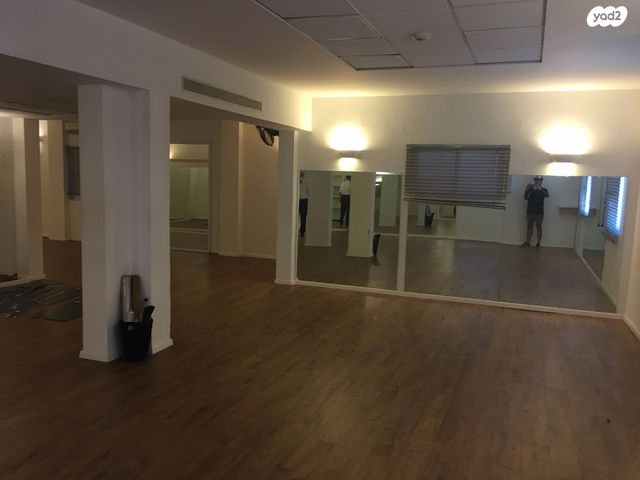 אולמות, בני משה, הצפון החדש - צפון, תל אביב יפו