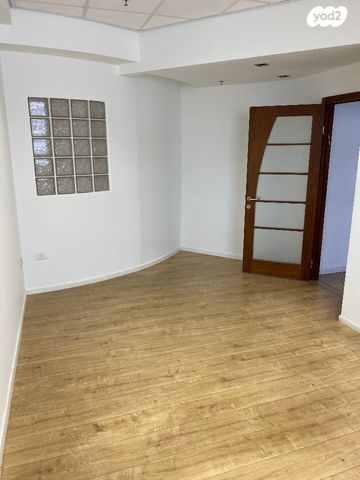 משרדים, אזור תעשיה, הרצליה