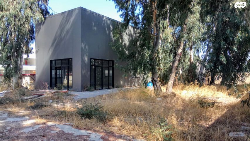 מבני תעשיה, דרך בר יהודה, אזור תעשיה, נשר