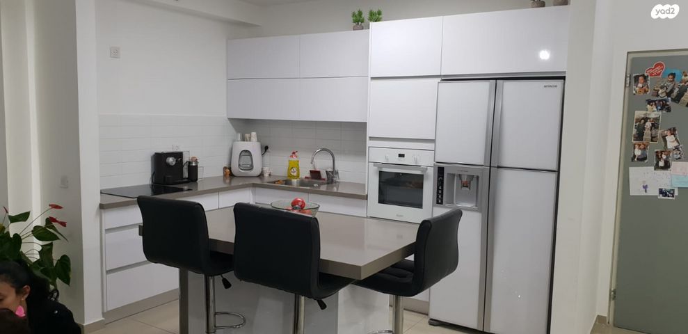 אהרון מזיא 3