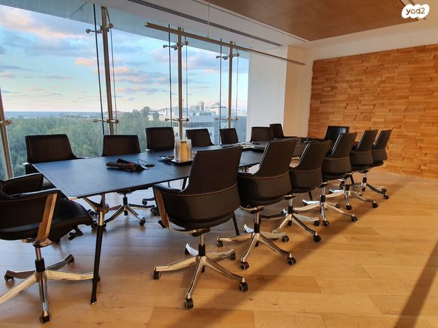 משרדים, המנופים, אזור תעשיה, הרצליה