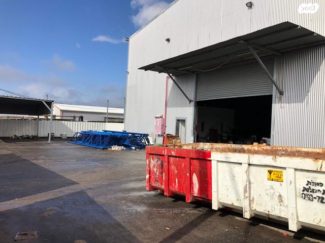 מחסנים, כפר קאסם, כפר קאסם