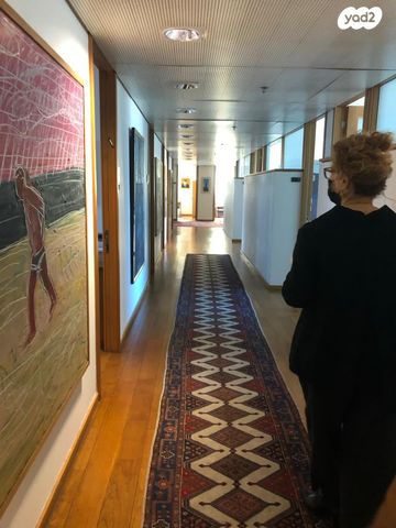 משרדים, בורסה, רמת גן