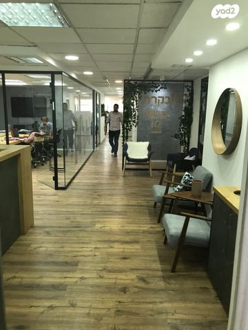 משרדים, יגאל אלון, יד אליהו, תל אביב יפו