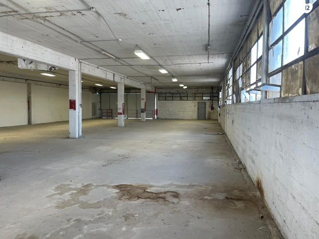 מחסנים, שאר העיר, בני ברק