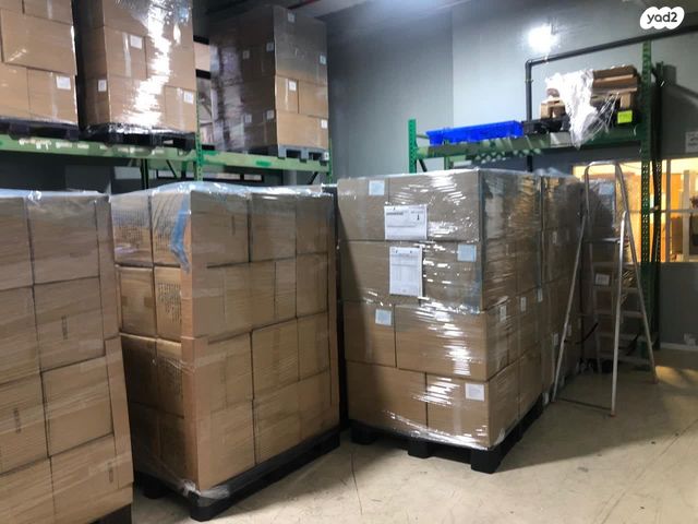 מחסנים, כפר קאסם, כפר קאסם