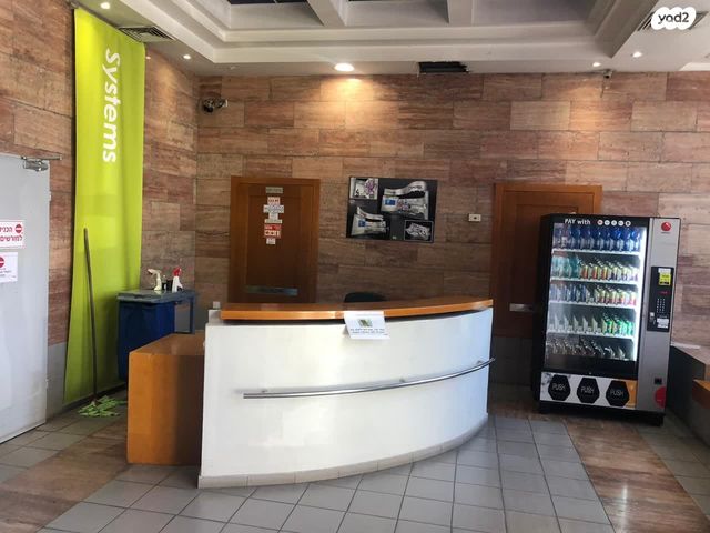 משרדים, בורסה, רמת גן