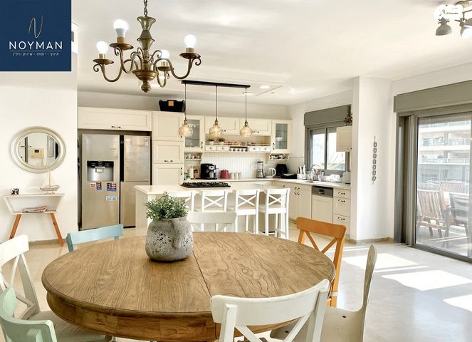 גג/ פנטהאוז, דרך דגניה 69, קרית השרון, נתניה