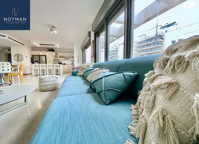 גג/ פנטהאוז, דרך דגניה 69, קרית השרון, נתניה