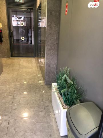 דירה, הרצליה