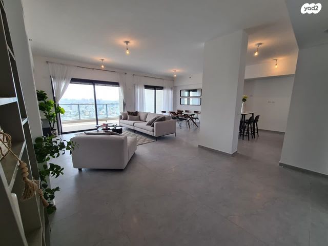 דירה, המתמיד 19, שכונת הראשונים, רמת גן