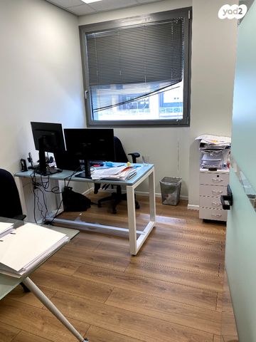 משרדים, הרצליה