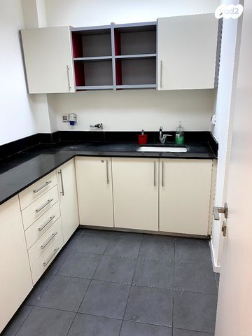 משרדים, הרצליה