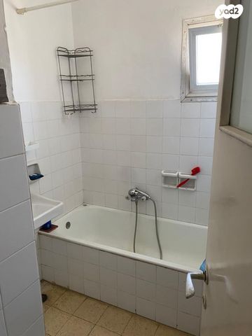 דירה, יצחק גרינבוים 31, נאות שקד, נתניה