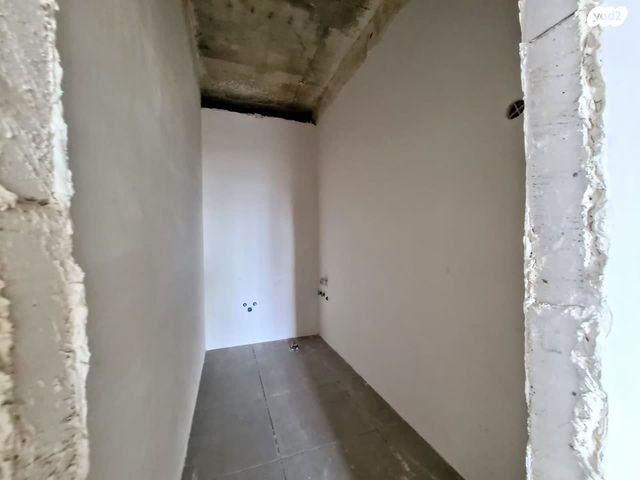 גג/ פנטהאוז, אריק לביא 18, עיר ימים, נתניה