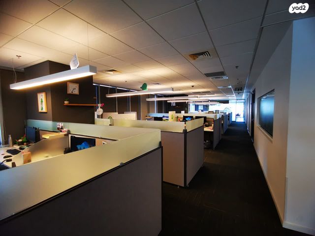 משרדים, דרך ששת הימים, בני ברק