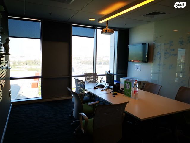 משרדים, דרך ששת הימים, בני ברק