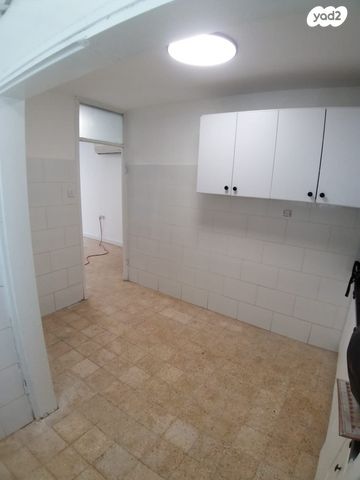 דירה, הרב קוק 1, רובע ב', אשדוד