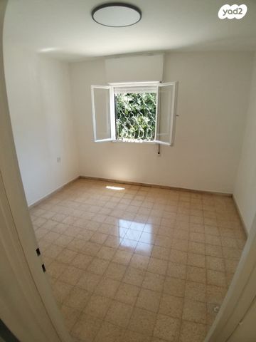 דירה, הרב קוק 1, רובע ב', אשדוד