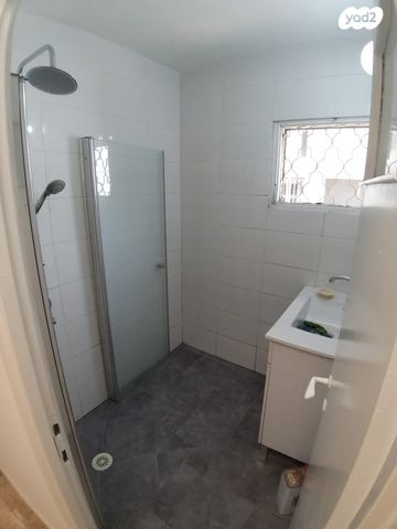 דירה, הרב קוק 1, רובע ב', אשדוד