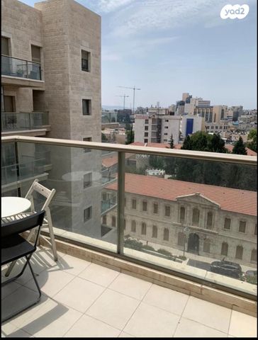 דירה, מונבז 3, מרכז העיר, ירושלים