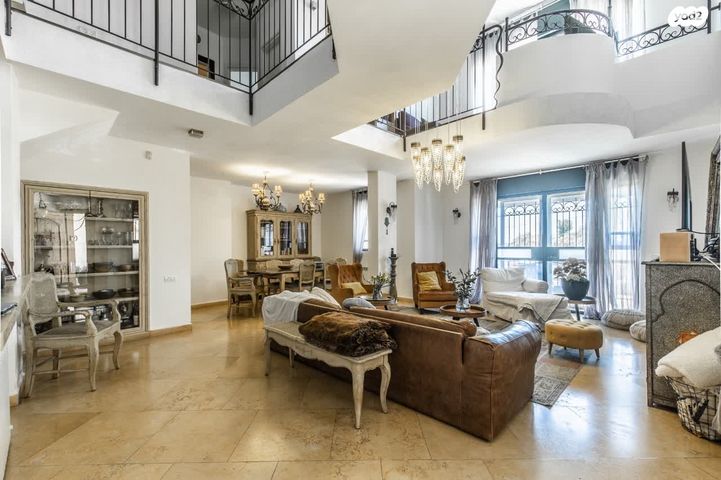 דו משפחתי, דוד פ. מרץ, רמת שרת, ירושלים