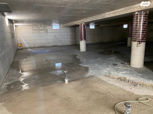 מבני תעשיה, כפר קאסם